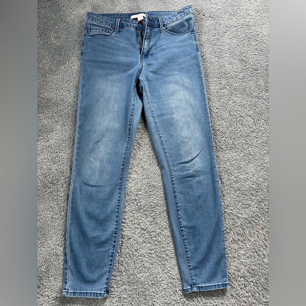 Forever 21 Light Blue Wash Skinny Jeans